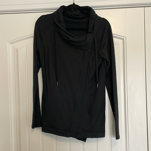 Lululemon Coast Easy Women's Black Wrap Sweater Size 4 - Picture 6 of 10